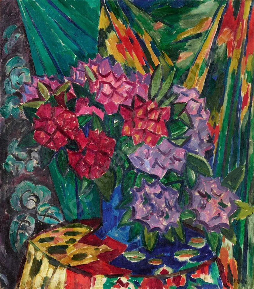 Blumenstilleben mit Tuchdekoration, um 1920